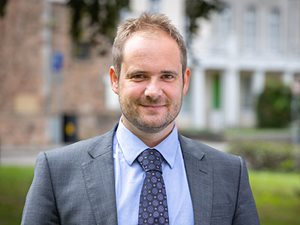 Simon Mansfield - Tozzers